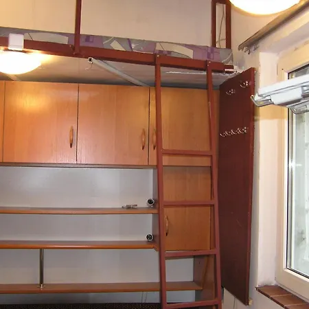 Apartment P1 Okropnie Mala Kawalerka Z Lazienka Centrum 5 Przystankow Halczyna 9 *