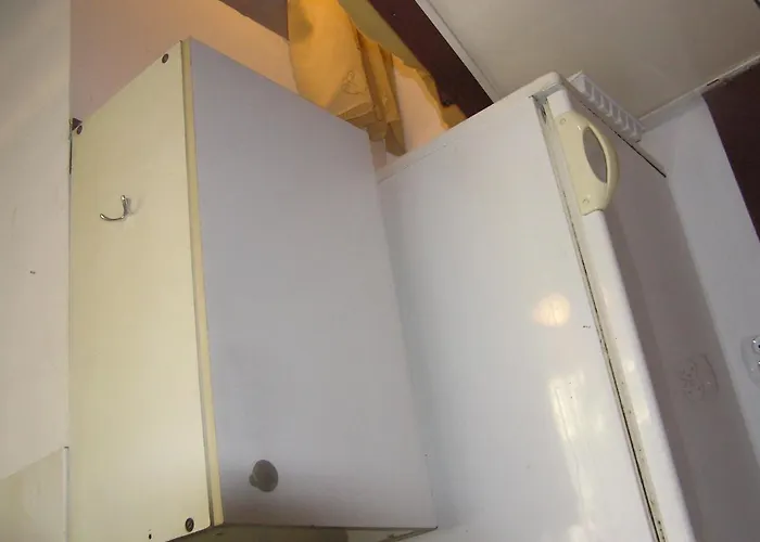 Apartment P1 Okropnie Mala Kawalerka Z Lazienka Centrum 5 Przystankow Halczyna 9 *